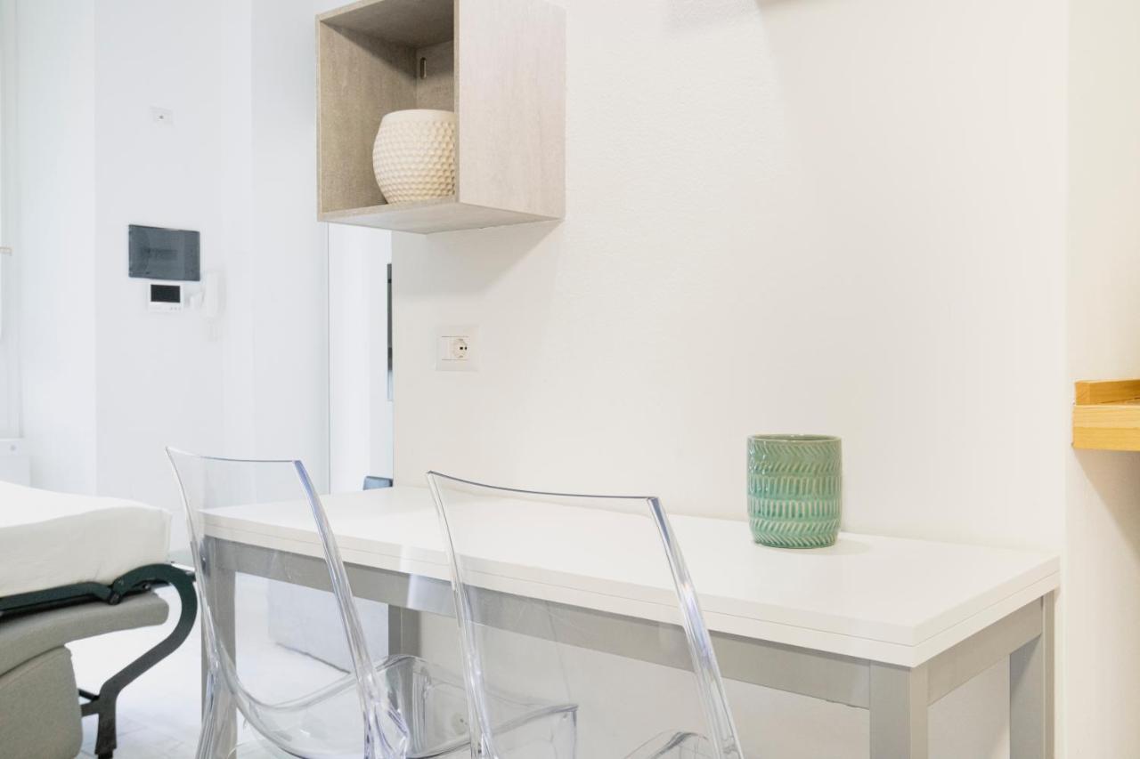 Easylife - Comodo Studio In Corso Di Porta Romana Milano Exteriör bild