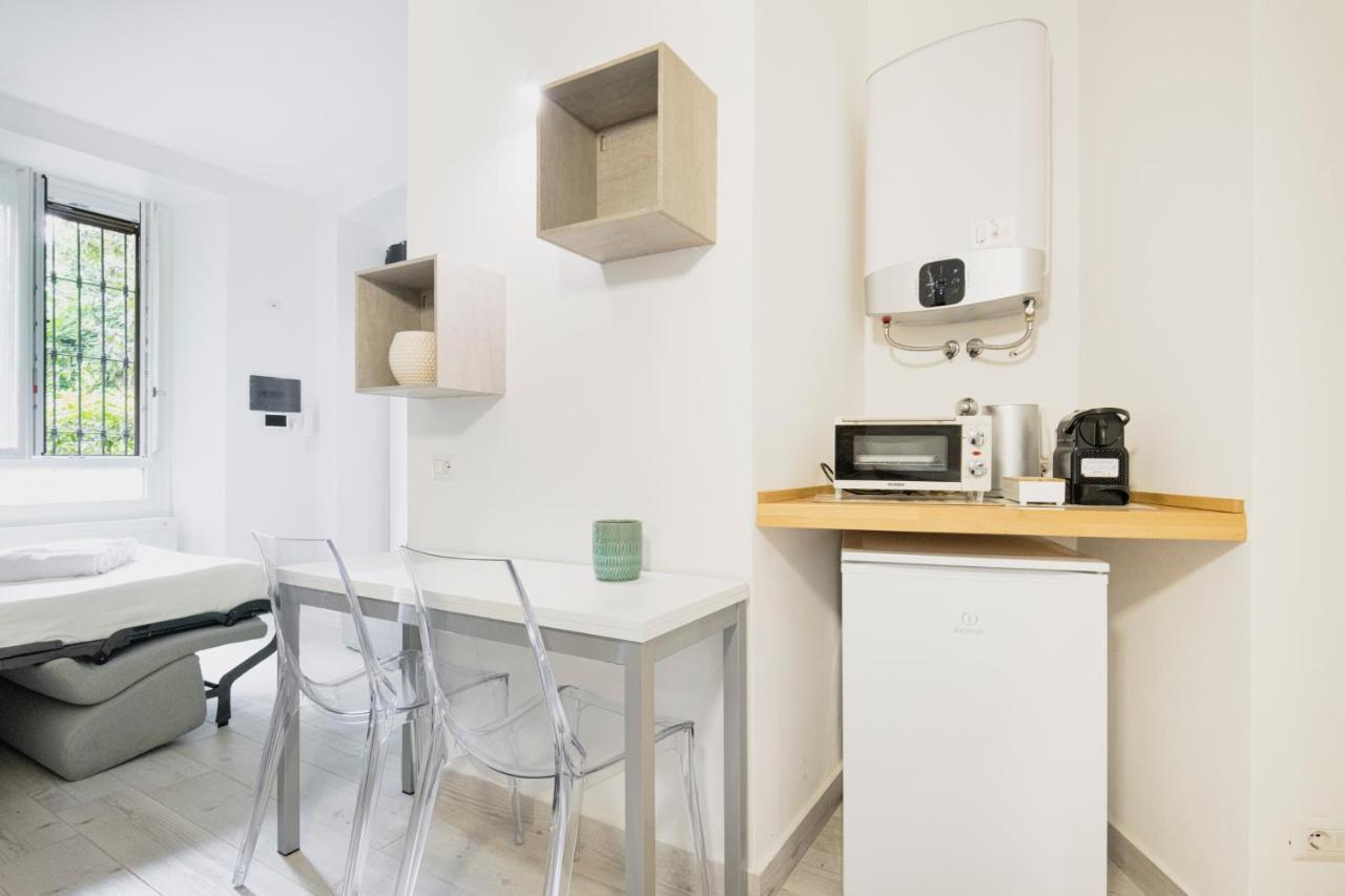 Easylife - Comodo Studio In Corso Di Porta Romana Milano Exteriör bild
